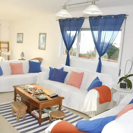 Villa 4 Bedrooms With Private Pool Sauna And Enclosed Garden At 1 Km Away From The Beach *